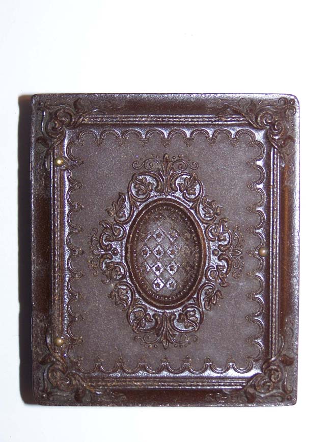 A Very Nice Ambrotype Photographic Image of a Gentleman in a Fine Gutta Percha Case circa 1860 — image 3